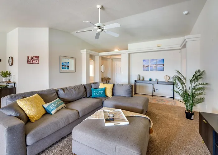 4 Mi To Beach: Havasu W/ Pool!